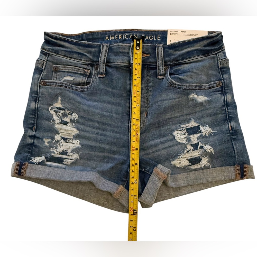 American Eagle Outfitters Women's Dark Blue Ripped Jean Shorts Size 2 W 26 NWT - Picture 7 of 16
